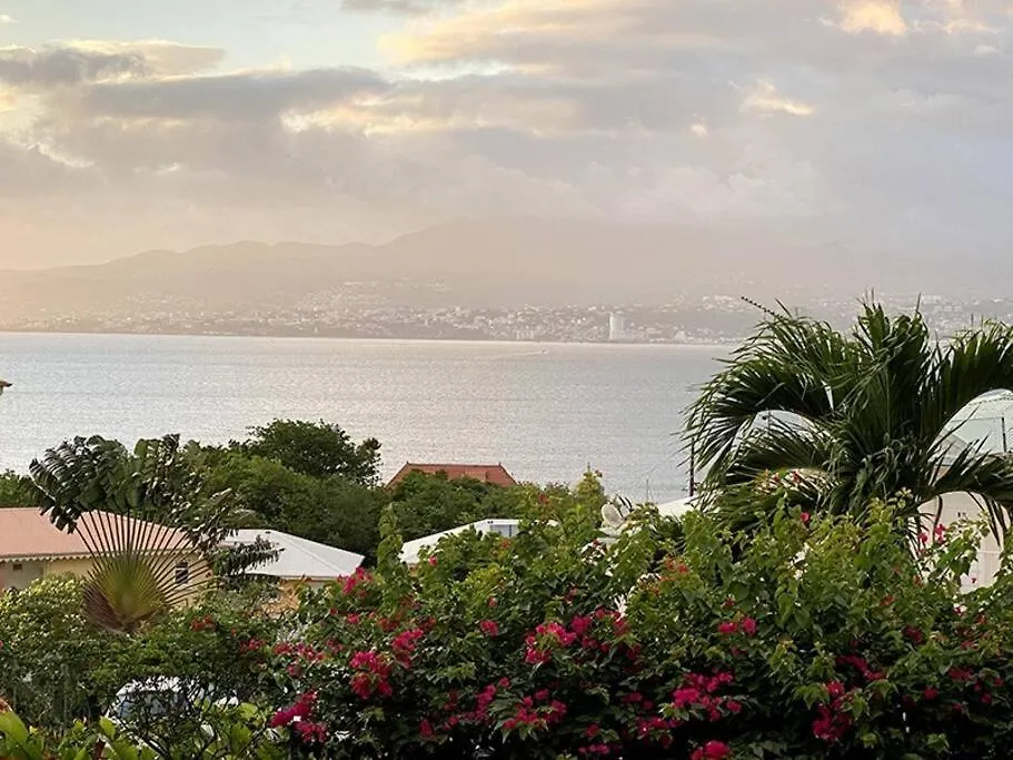 Indigo, Anse Mitan, Beau F2 Sublime Vue Mer, Proche Plage Les Trois-Ilets 0*,  Martinique
