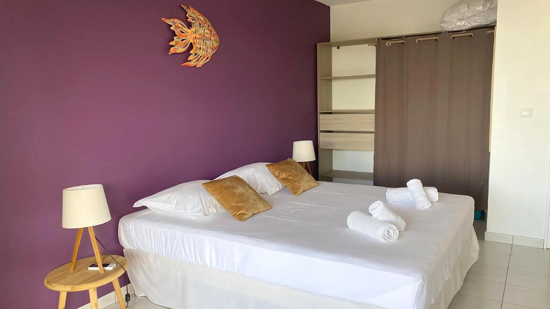 Apartment Indigo, Anse Mitan, Beau F2 Sublime Vue Mer, Proche Plage Les Trois-Ilets Martinique